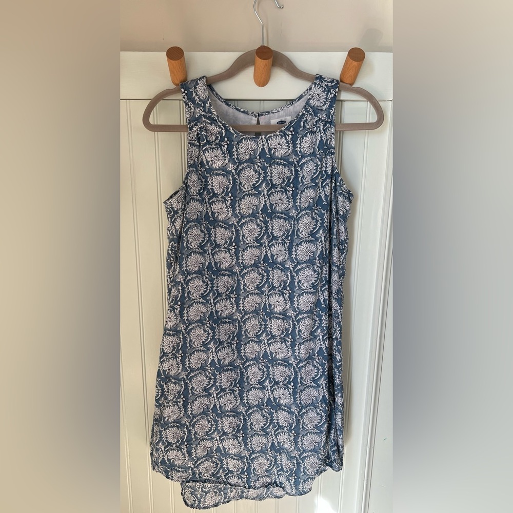 Old Navy Blue & White print Pullover dress size Small